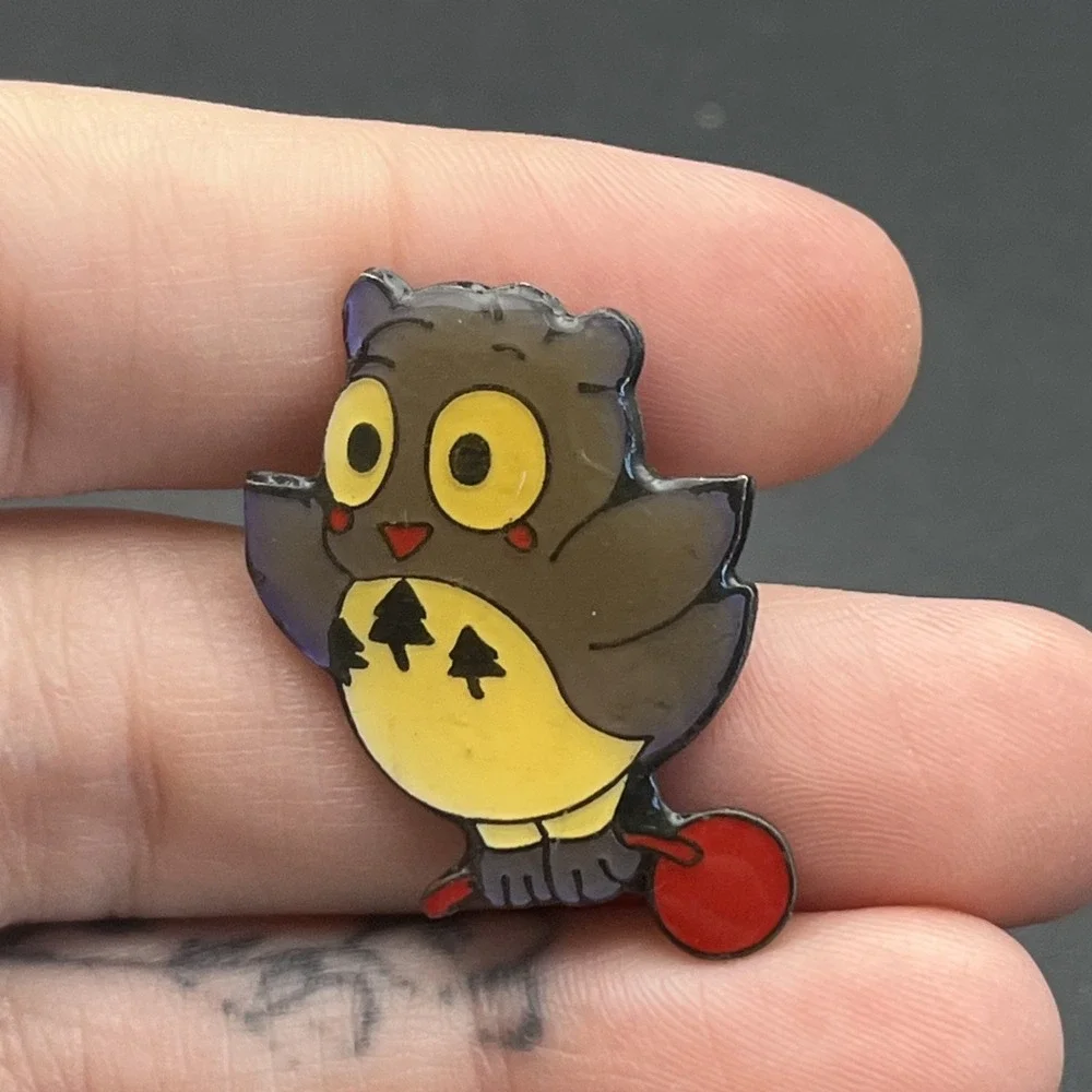 Vintage Chibi Monsters Owl Flying Cartoon Lapel‎ Hat Pin
